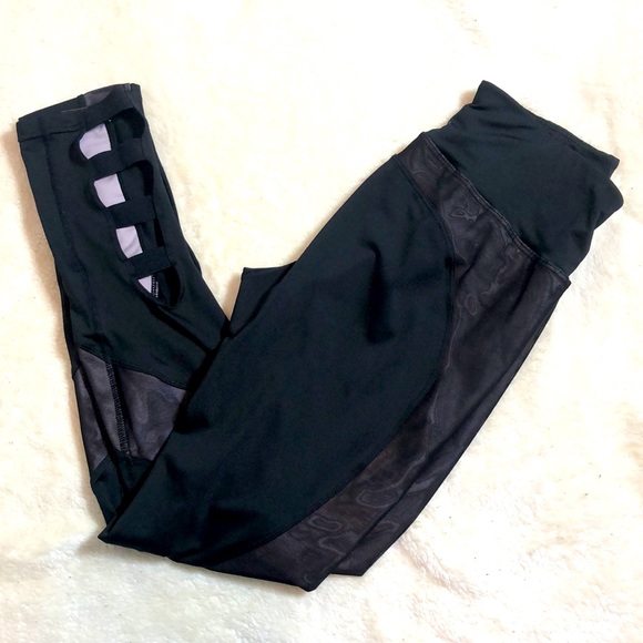 BCBGMAXAZRIA leggings - Picture 1 of 8